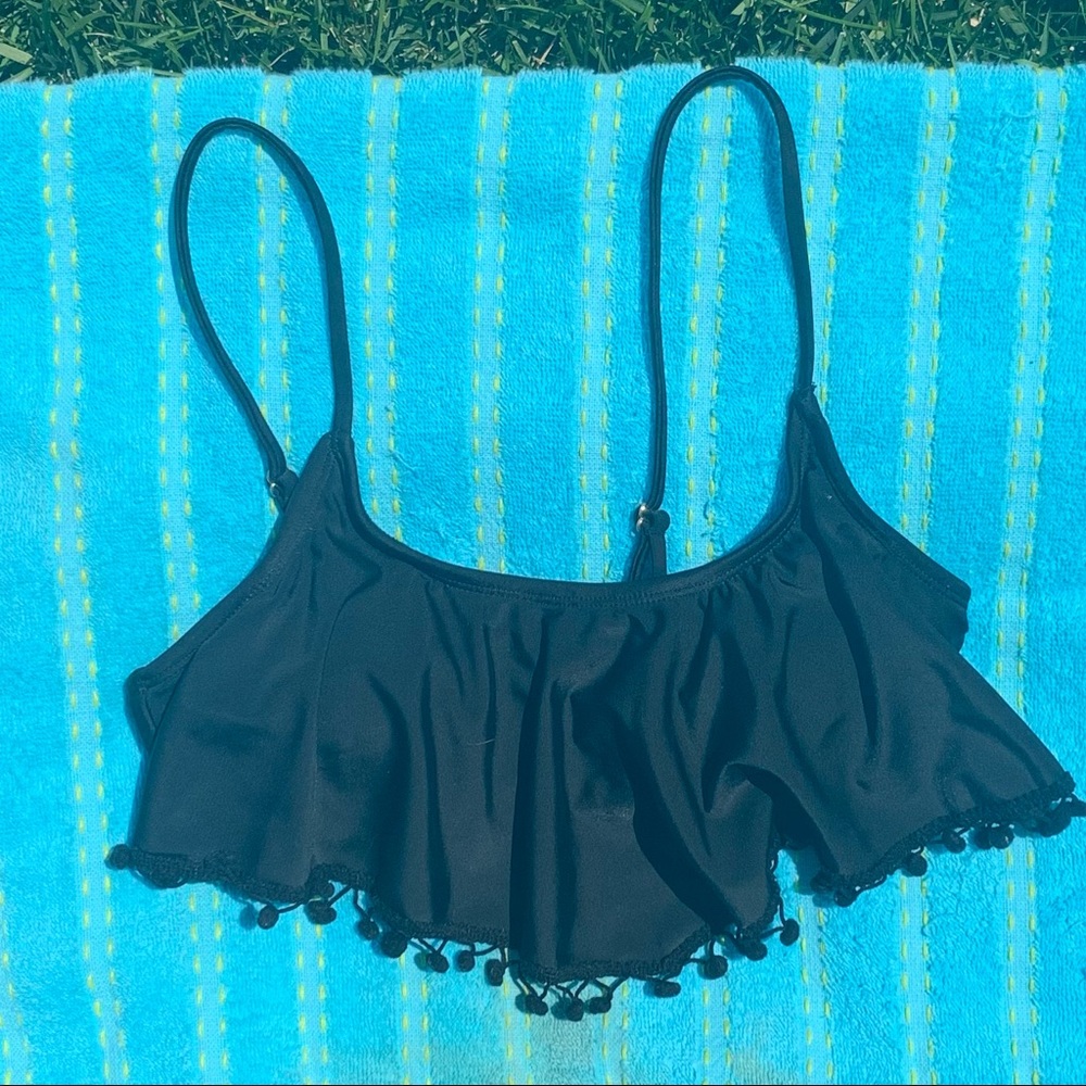 ☀️ Pompom Swim Top